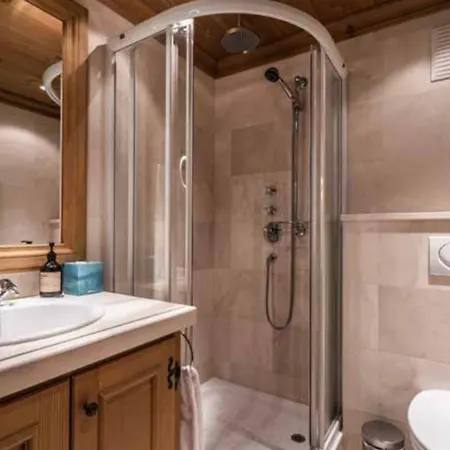 Villa Luxury Duplex Elegance In Wispile Gstaad