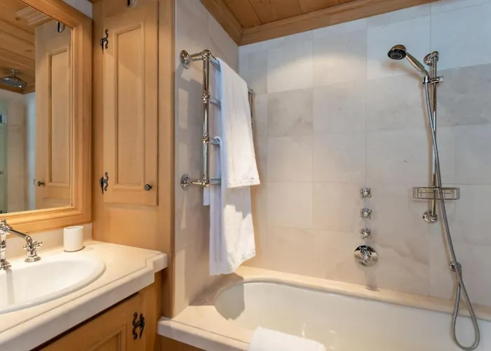 Villa Luxury Duplex Elegance In Wispile *